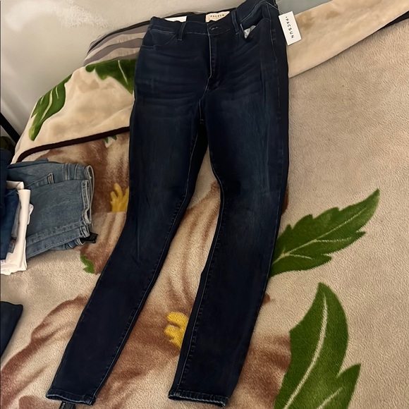 Assorted Blue Jeans Collection - Picture 4 of 4